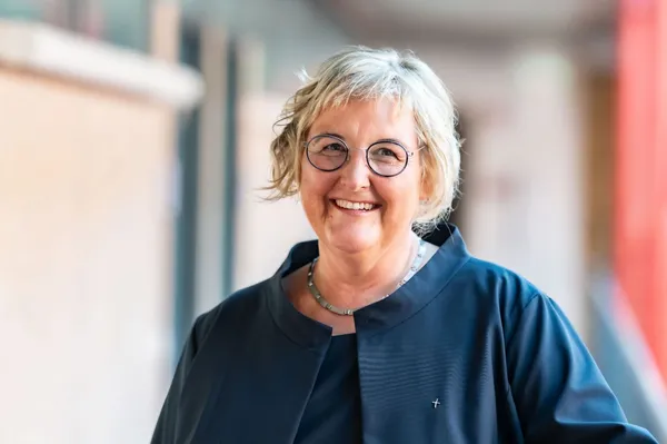 Quelle: artis / Ulli Deck Landesbischöfin Heike Springhart