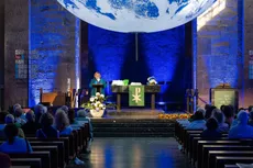 Gaia in Karlsruhe Jubiläum grüner Gockel