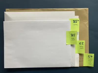 verschiedene Versandtaschen